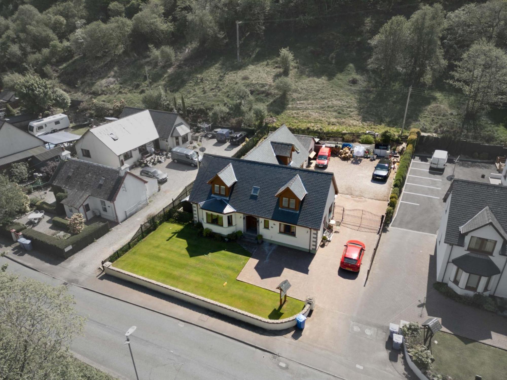 Tigh Na Drochaid, Glen Nevis - Entire Apartment Fort William Exterior foto