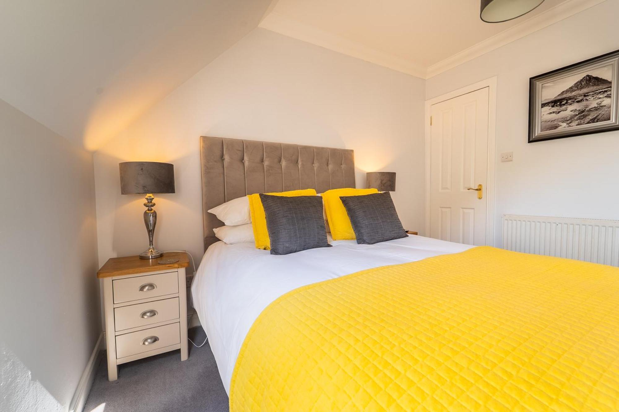 Tigh Na Drochaid, Glen Nevis - Entire Apartment Fort William Exterior foto